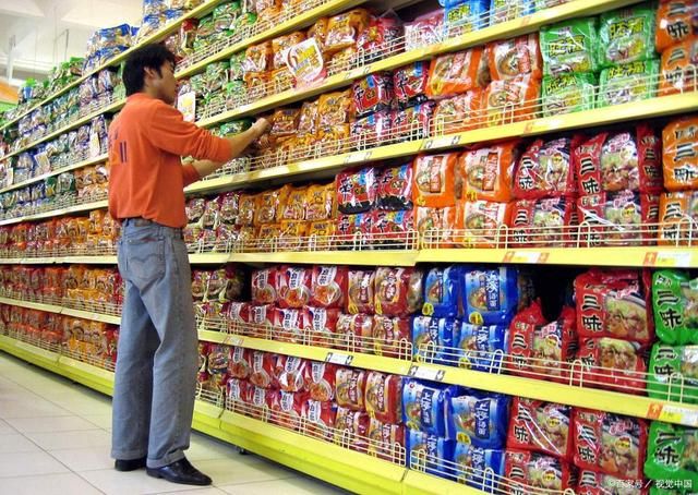 方便食品進(jìn)入熱銷(xiāo)時(shí)期，供不應(yīng)求狀況持續(xù)
